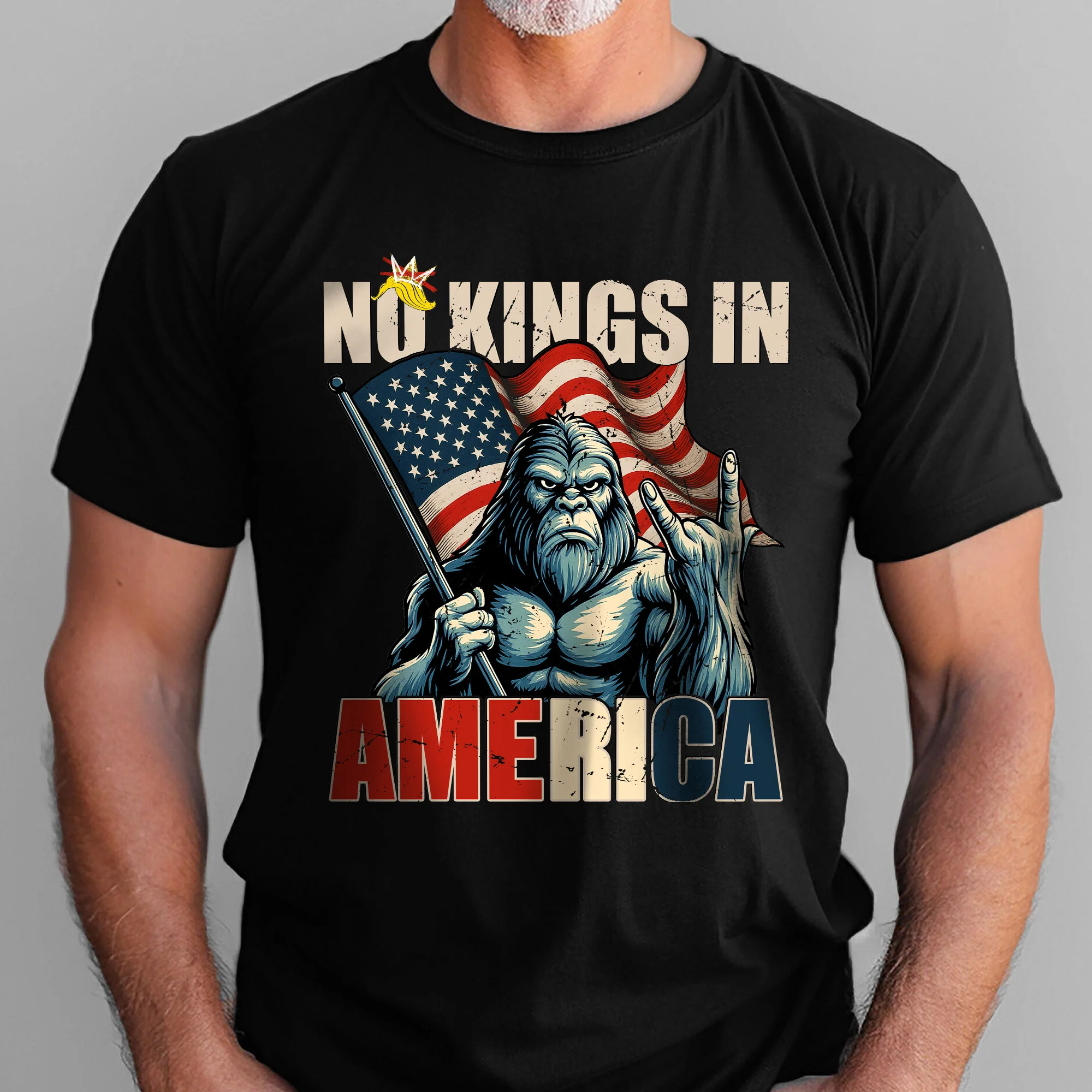 Bigfoot  No Kings In America Since 1776 T-Shirt