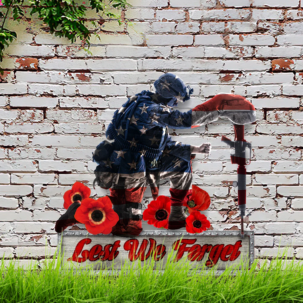 Remembrance Day Garden Metal Sign Lest We Forget