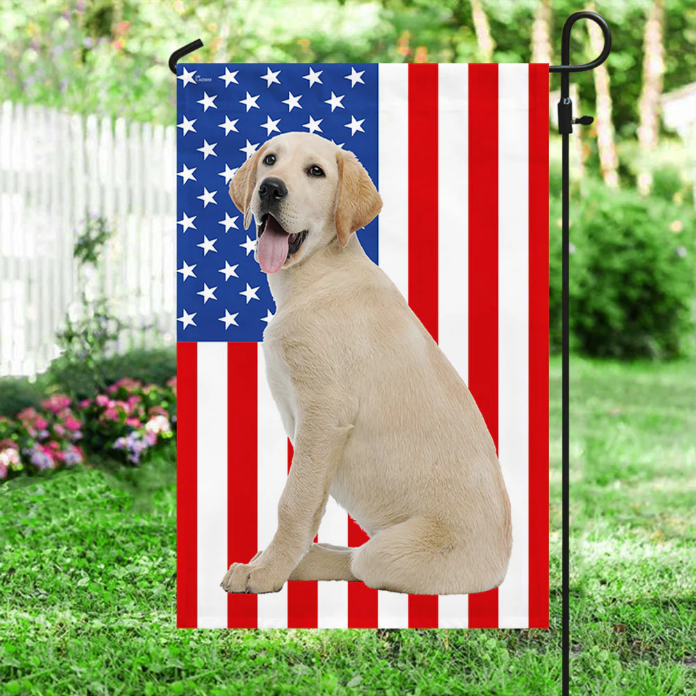 Yellow Labrador Retriever Dog American Flag QNH01Fa