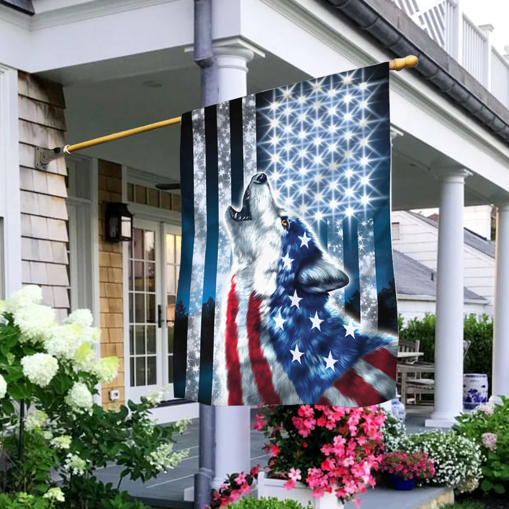 Howling Wolf American Flag
